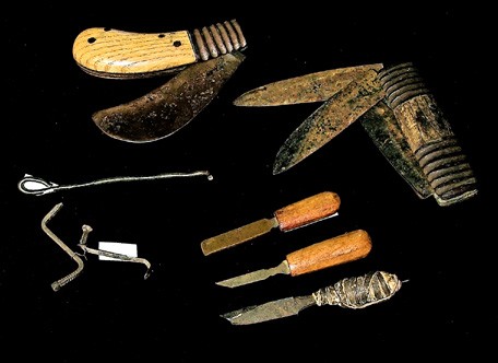 Files, knives, and picklocks created by patients